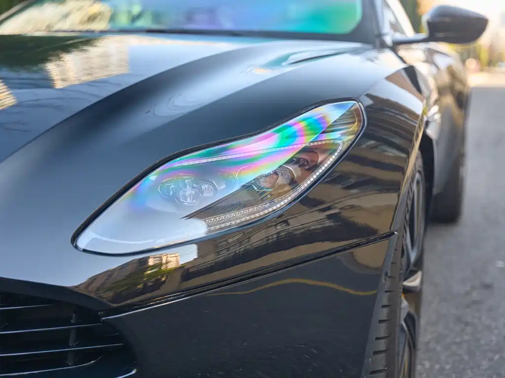 Aston Martin Aston Martin DB11 2019 4.0T V8 Coupe 2021 - thumbnail 5