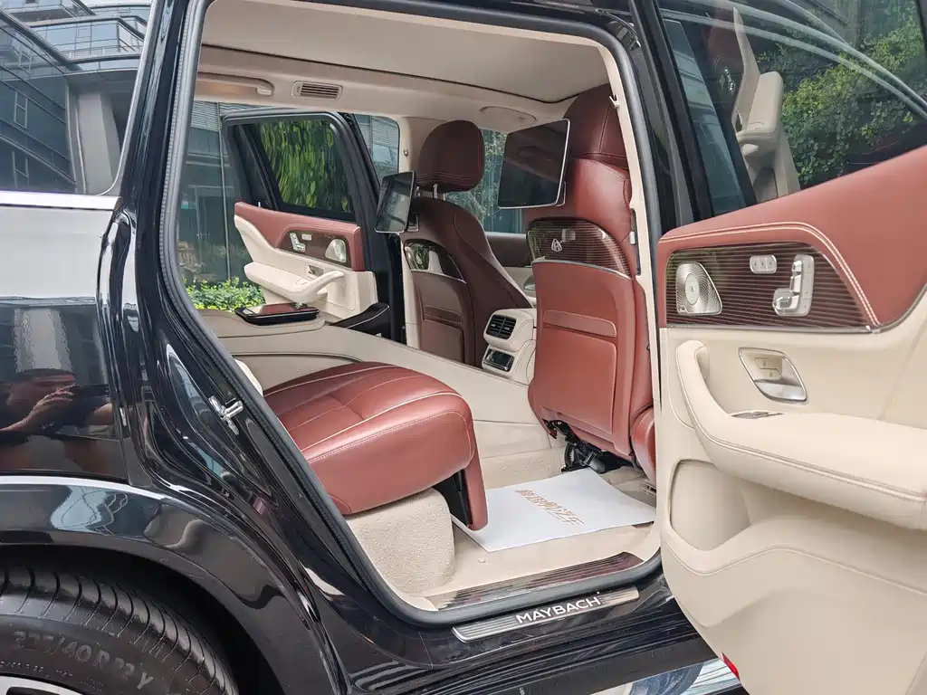 Mercedes-Benz Maybach GLS 2021 GLS 480 4MATIC 2022 - thumbnail 13