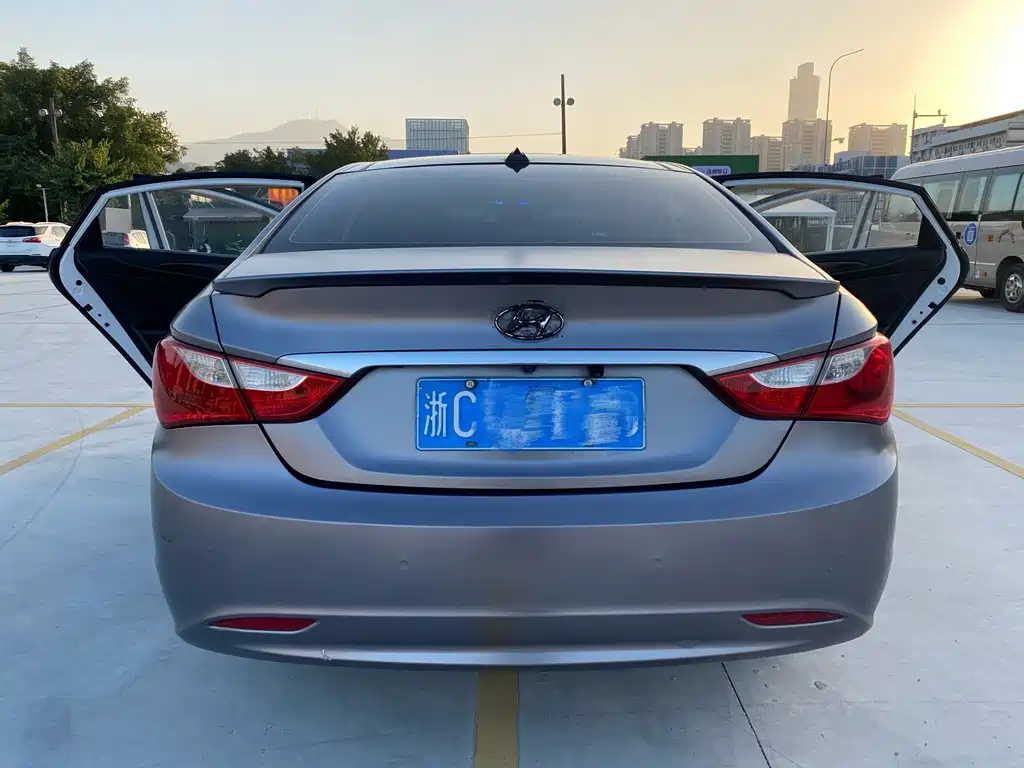 Hyundai Hyundai Sonata 2011 2.0L Automatic Premium Edition 2011 - thumbnail 6