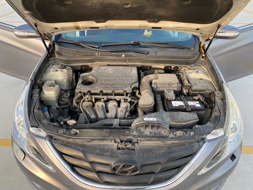 Hyundai Hyundai Sonata 2011 2.0L Automatic Premium Edition 2011 - thumbnail 16