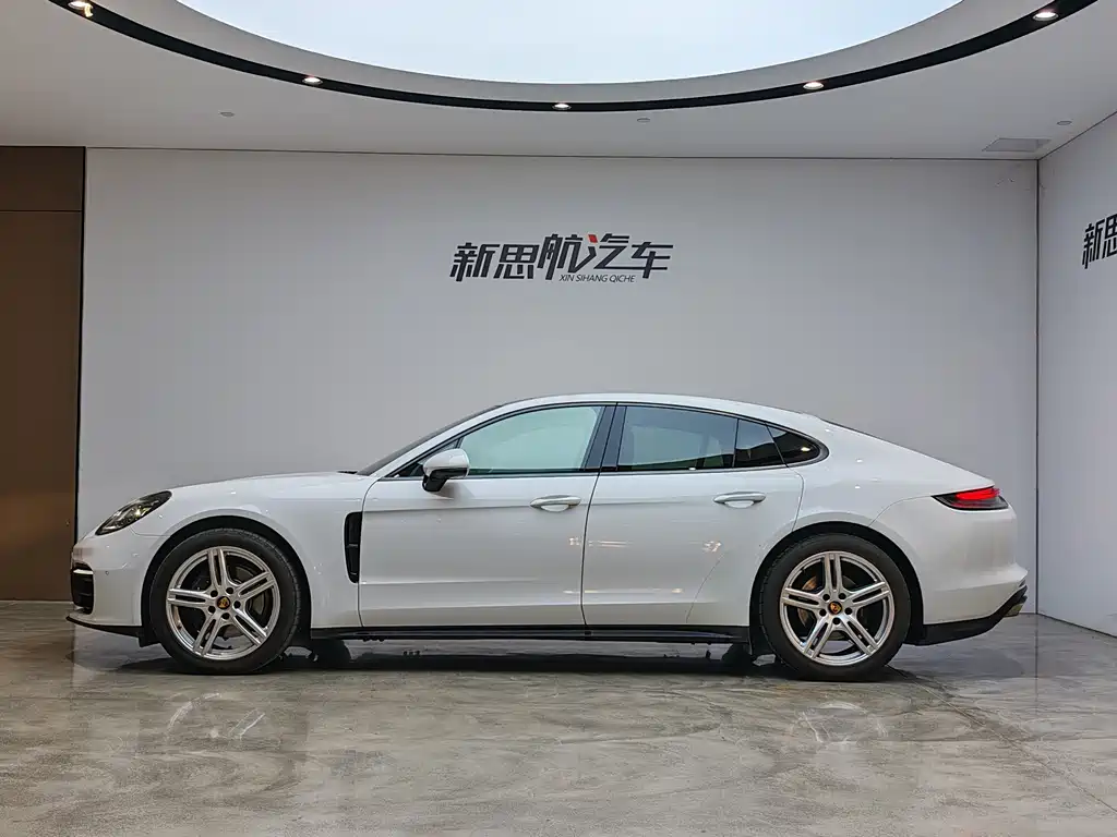 Porsche Porsche Panamera 2023 2.9T 2024 - thumbnail 3