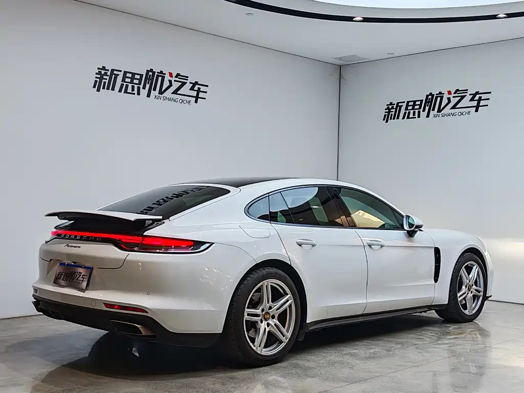 Porsche Porsche Panamera 2023 2.9T 2024 - thumbnail 5