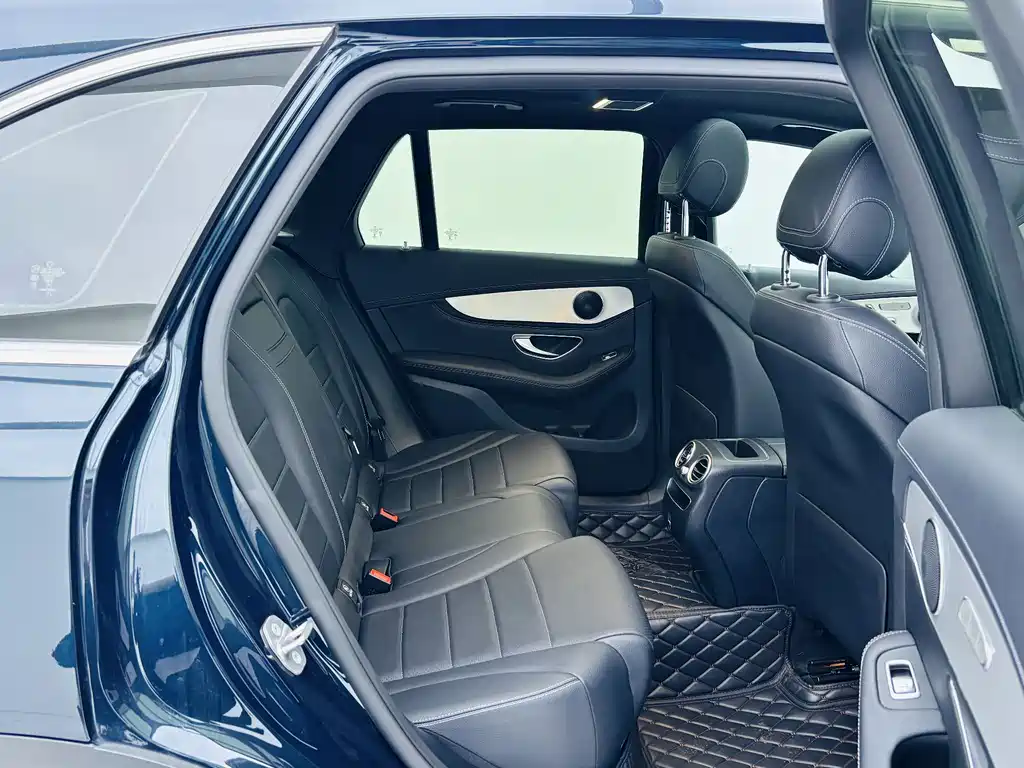 Mercedes-Benz Mercedes-Benz GLC 2020 GLC 260 L 4MATIC Dynamic Model 2020 - thumbnail 13