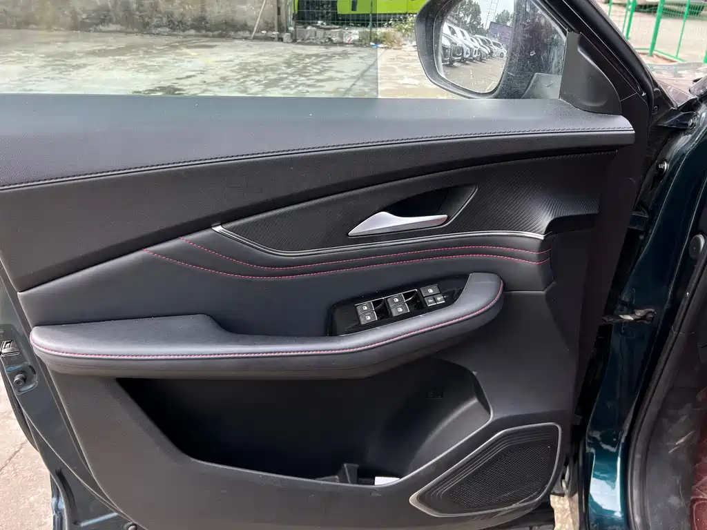Dongfeng Fengxing Fengxing T5 EVO 2021 1.5TD DCT Star Edition 2022 - thumbnail 8
