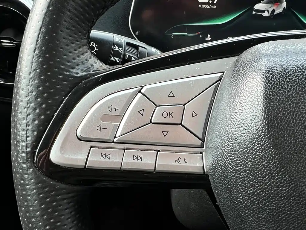 Dongfeng Fengxing Fengxing T5 EVO 2021 1.5TD DCT Star Edition 2022 - thumbnail 21