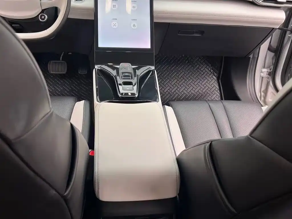 Dongfeng Fengshen HAO HAN 2023 DH-i 1.5T Prestige Edition 2023 - thumbnail 16