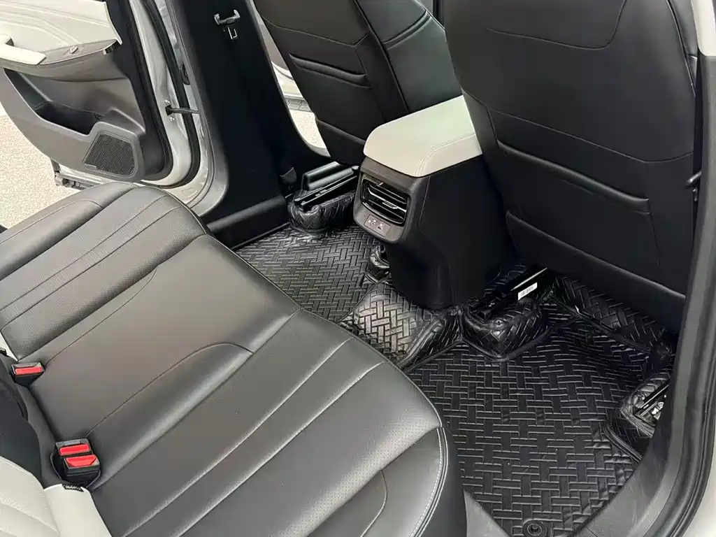 Dongfeng Fengshen HAO HAN 2023 DH-i 1.5T Prestige Edition 2023 - thumbnail 17