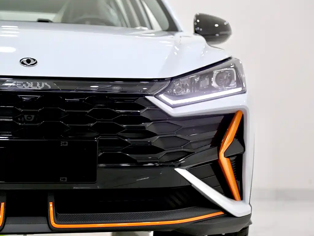 Dongfeng Fengshen E-Shine GS 2025 Mahle Edition 1.5L Automatic Starlight Edition 2026 - thumbnail 10