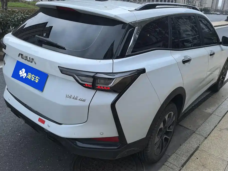 Dongfeng Fengshen E-Shine GS 2023 Mahle Edition 1.5L Automatic Wealth Creation Edition 2023 - thumbnail 3