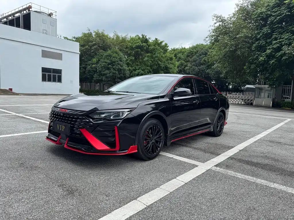 Dongfeng Fengshen E-Shine MAX 2021 1.5T Dark Night Dawn Edition 2022