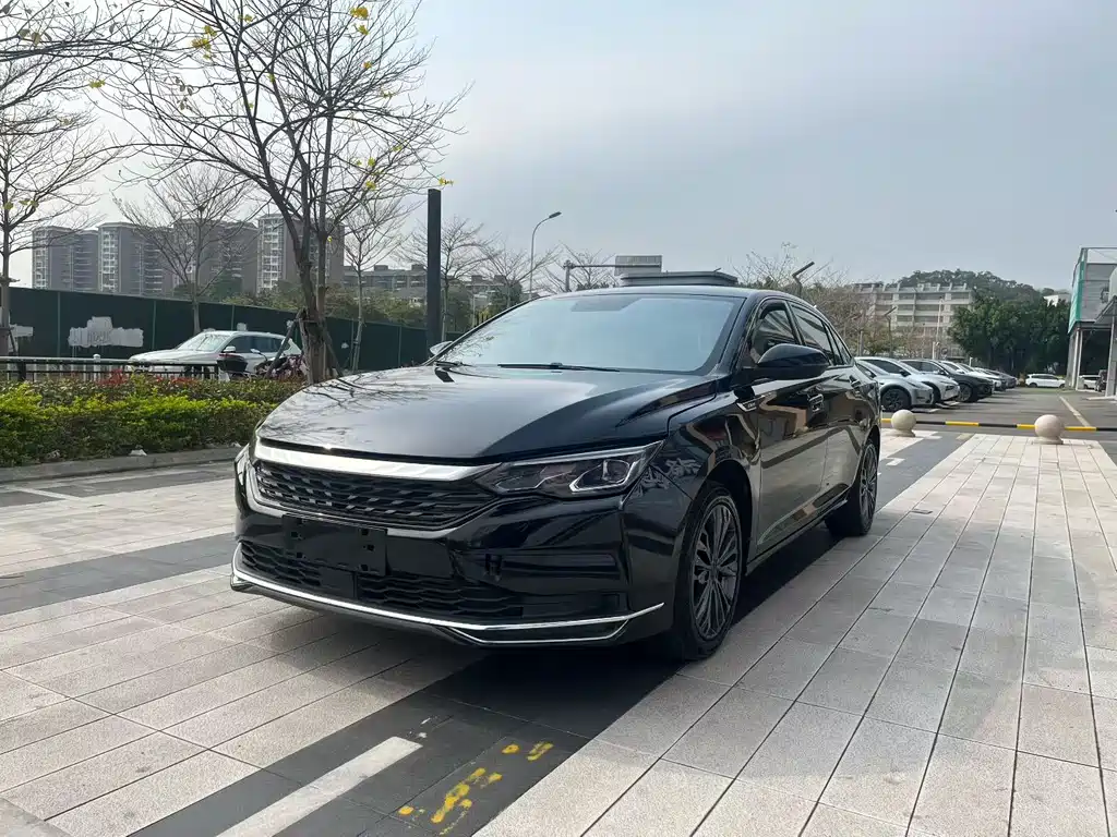 Dongfeng Fengshen E-Shine MAX 2022 1.5T Super Cool Dad Edition 2022 - thumbnail 2
