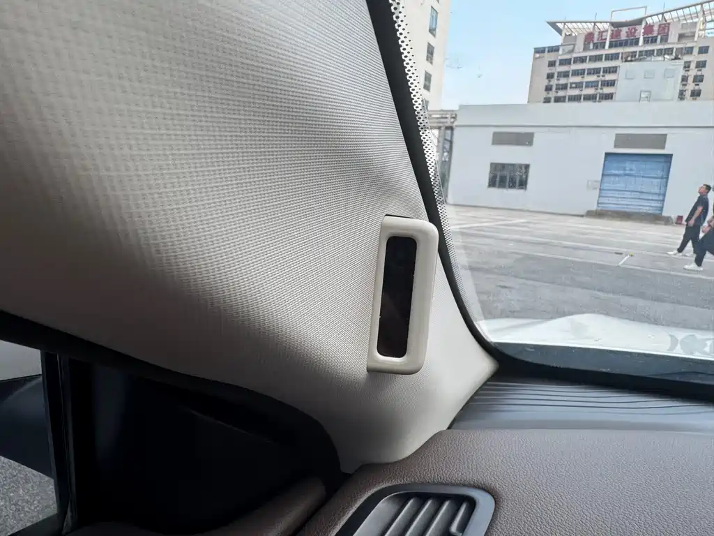 Dongfeng Fengshen E-Shine MAX 2021 1.5T Super燃 Cool Dad Edition 2021 - thumbnail 12