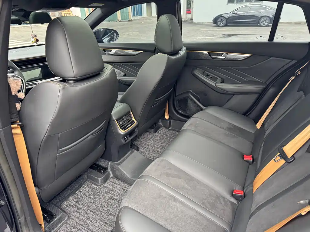Dongfeng Fengshen E-Shine MAX 2021 1.5T Dark Night Holy Light Edition (Hybrid) 2021 - thumbnail 22