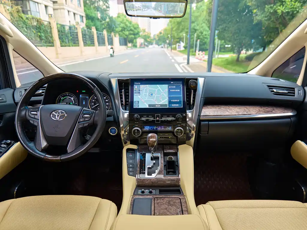 Toyota Alphard 2021 Crown Hybrid 2.5L HV Royal Edition 2021 - thumbnail 12