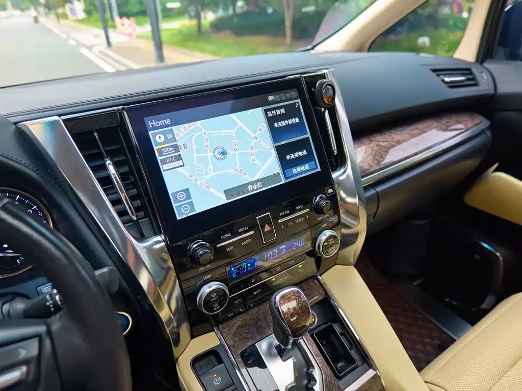 Toyota Alphard 2021 Crown Hybrid 2.5L HV Royal Edition 2021 - thumbnail 14