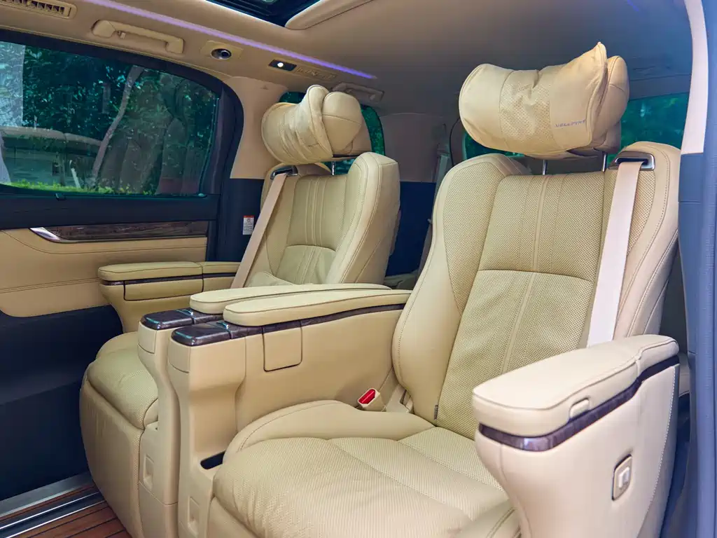Toyota Alphard 2021 Crown Hybrid 2.5L HV Royal Edition 2021 - thumbnail 17