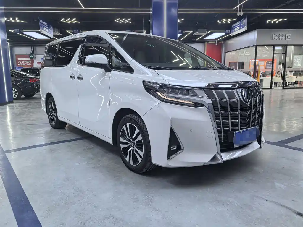 Toyota Alphard 2018 Model Year Facelift 3.5L Executive Version 2018 - thumbnail 3