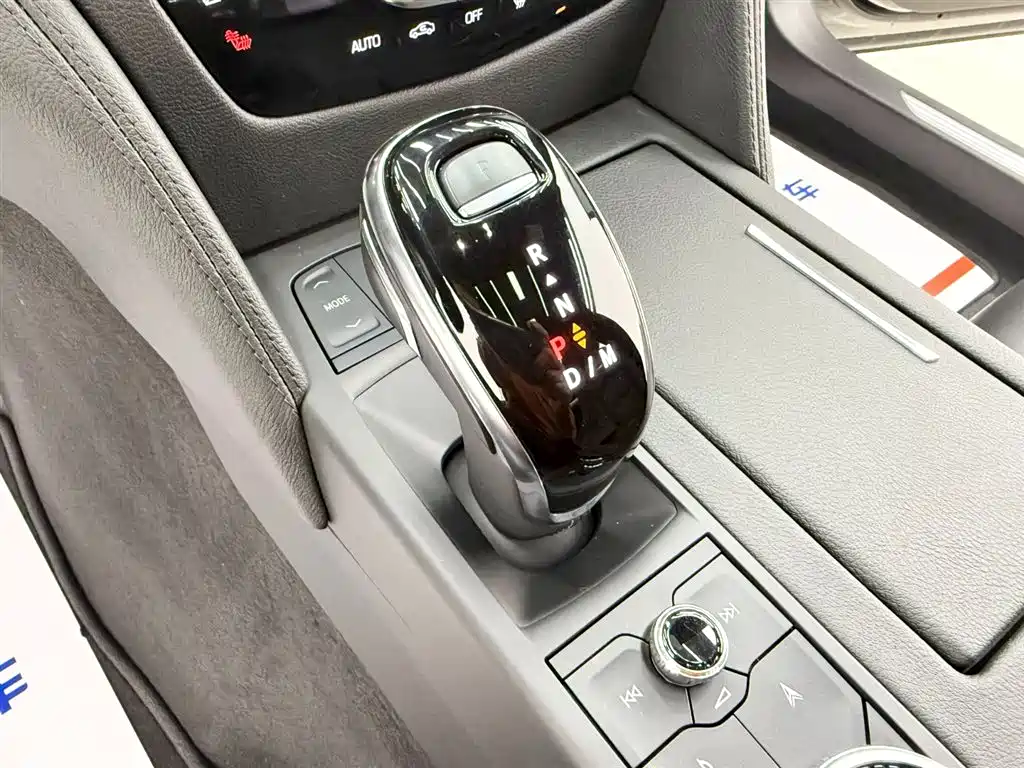 Cadillac Cadillac CT6 2021 28T Luxury 2020 - thumbnail 14