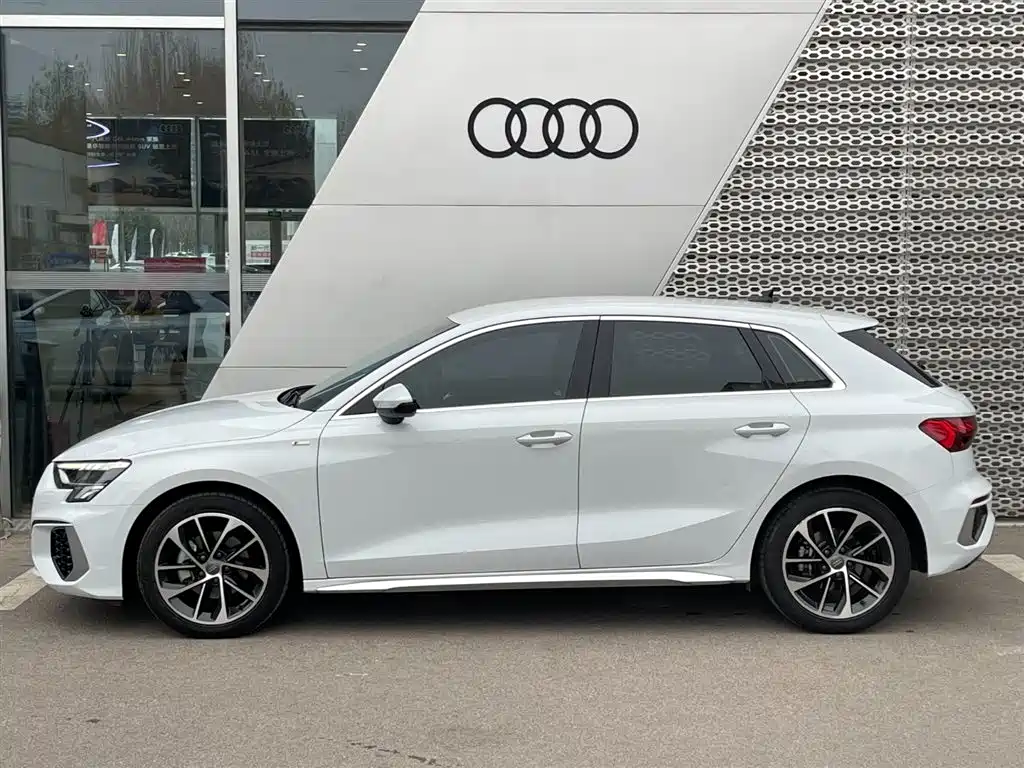 Audi Audi A3 Sportback 35 TFSI Premium Elegant 2021 - thumbnail 3