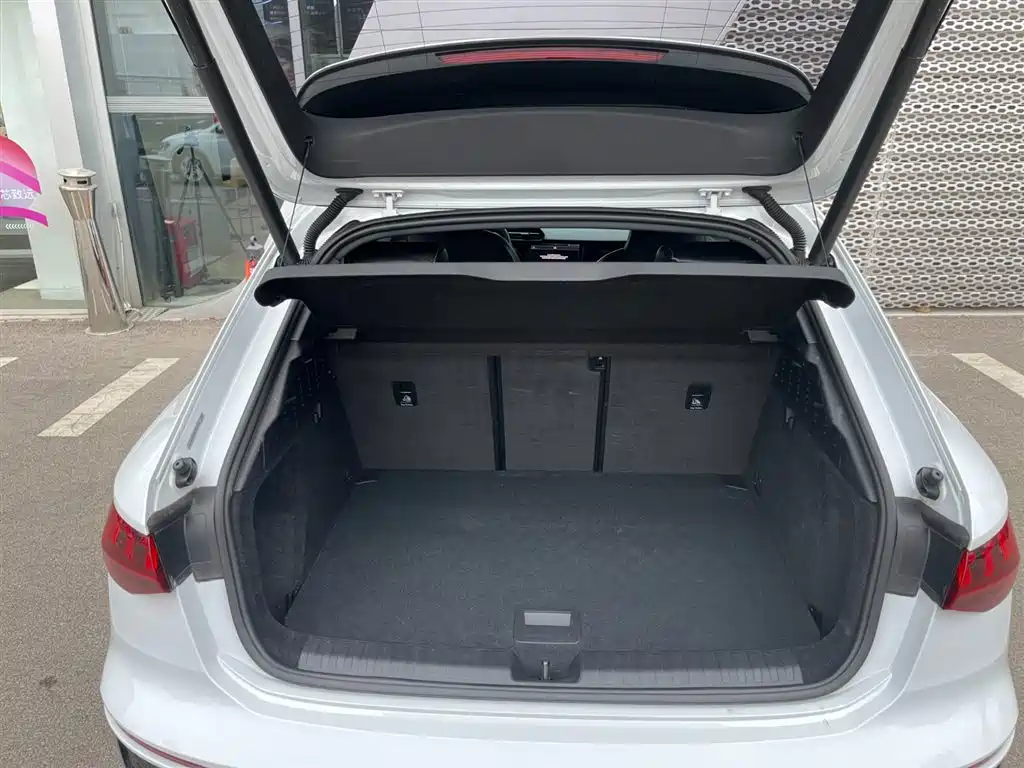 Audi Audi A3 Sportback 35 TFSI Premium Elegant 2021 - thumbnail 8