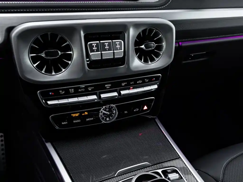Mercedes-Benz Mercedes-Benz G-Class 2023 G 500 2025 - thumbnail 9