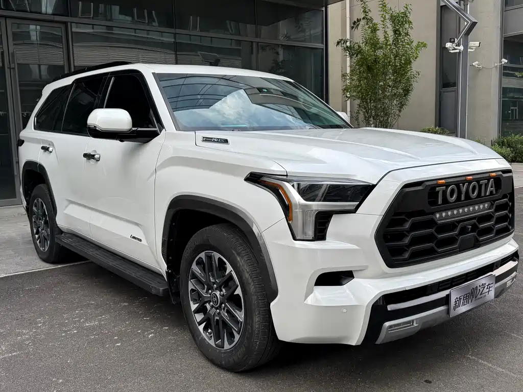 Toyota Toyota Sequoia 2023 3.5T Canadian Specification 2023 - thumbnail 3