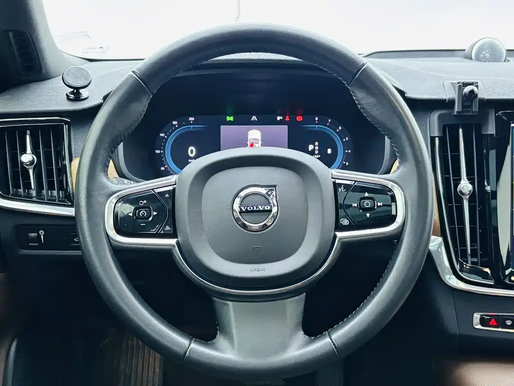 Volvo Volvo S90 2021 B5 Momentum Luxury Edition 2021 - thumbnail 13