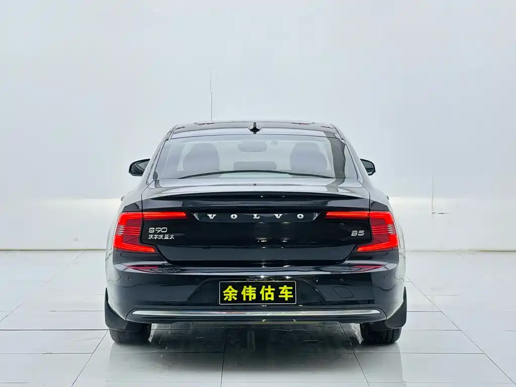 Volvo Volvo S90 2021 B5 Momentum Luxury Edition 2021 - thumbnail 17