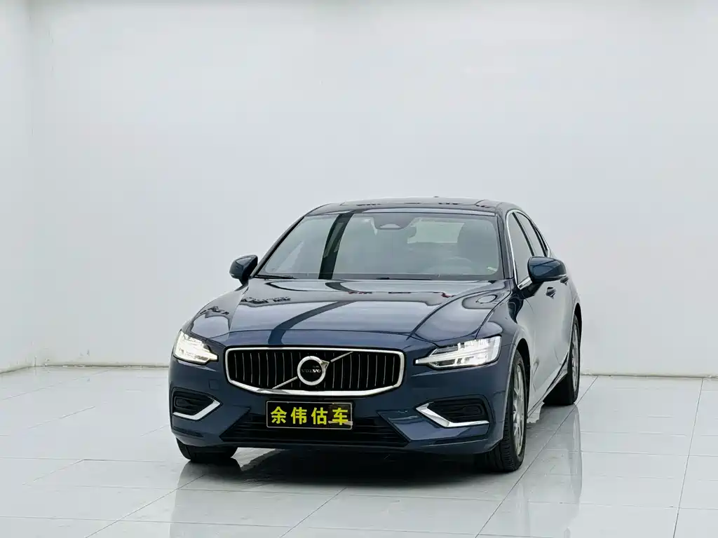Volvo Volvo S60 2022 B4 Ultimate Luxury Edition 2022