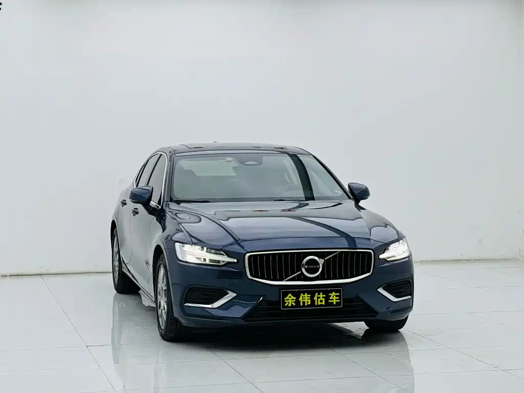 Volvo Volvo S60 2022 B4 Ultimate Luxury Edition 2022 - thumbnail 3