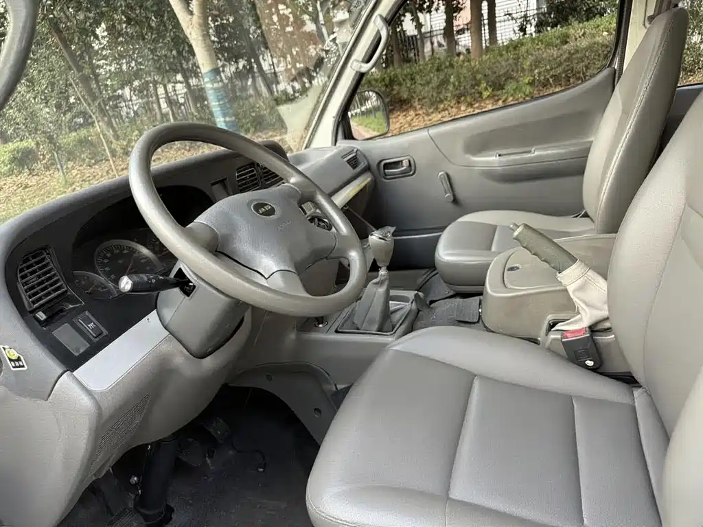 King Long Jinbei Haishi 2018 2.0L 5th Generation Van Standard Roof 2 Seats 4G21C 2019 - thumbnail 8