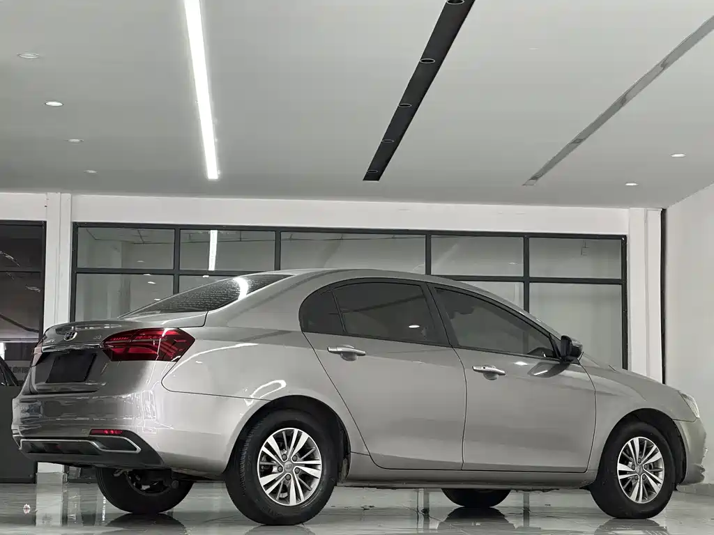 Geely Auto Geely Emgrand 2018 1.5L CVT Luxury Edition 2019 - thumbnail 11