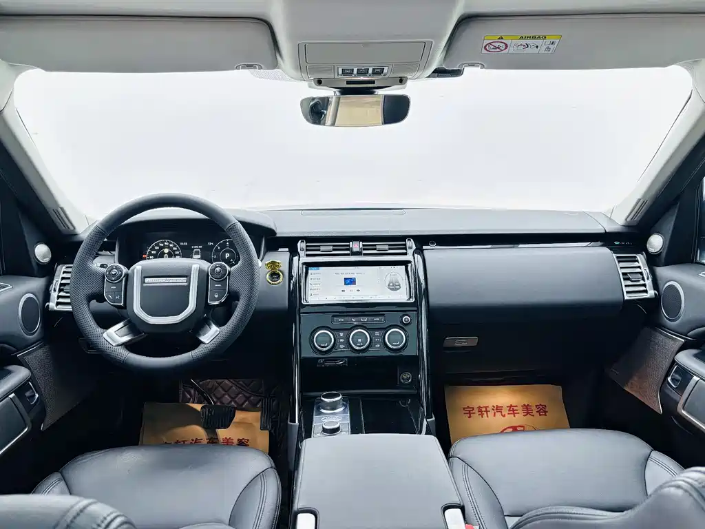 Land Rover Discovery 2018 2.0T Diesel 2018 - thumbnail 14