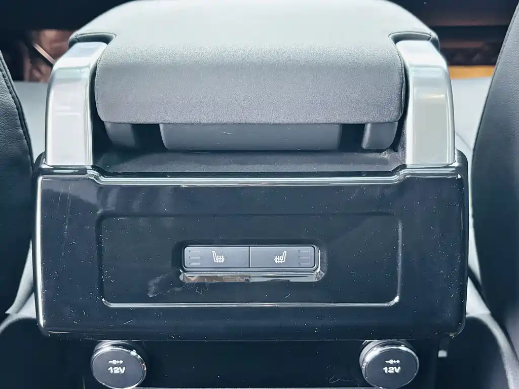 Land Rover Discovery 2018 2.0T Diesel 2018 - thumbnail 15