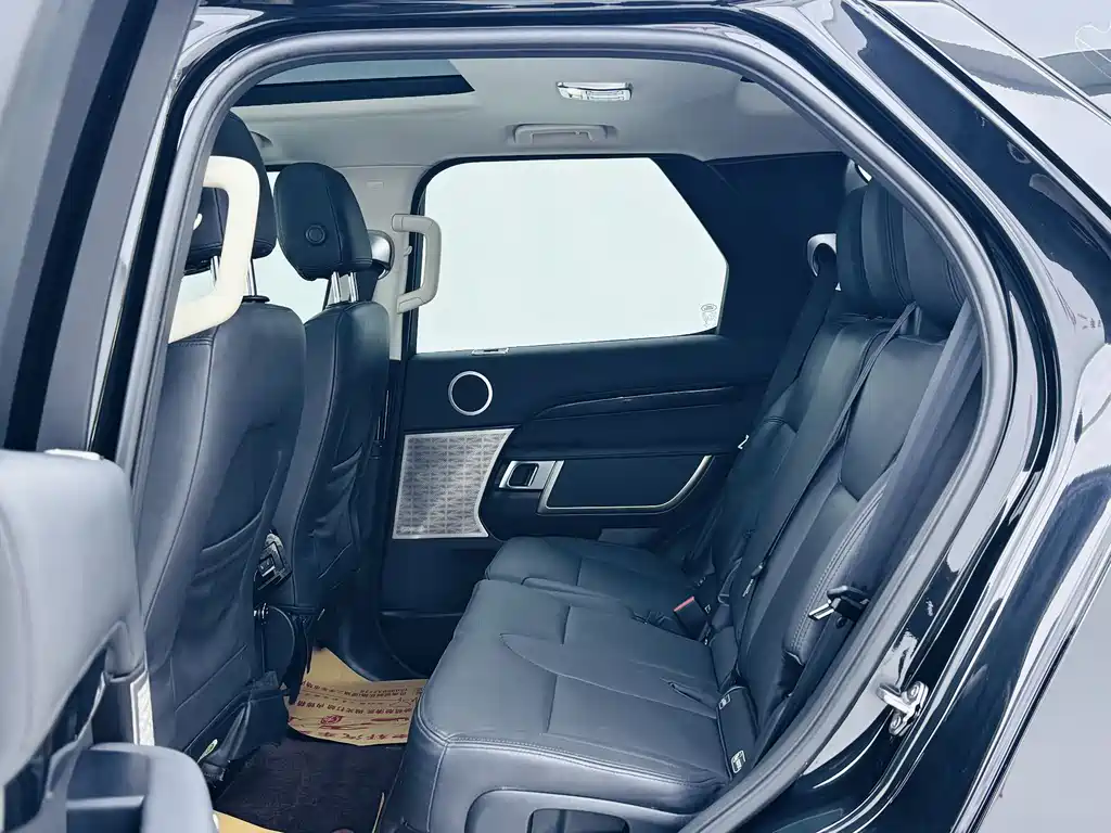 Land Rover Discovery 2018 2.0T Diesel 2018 - thumbnail 18
