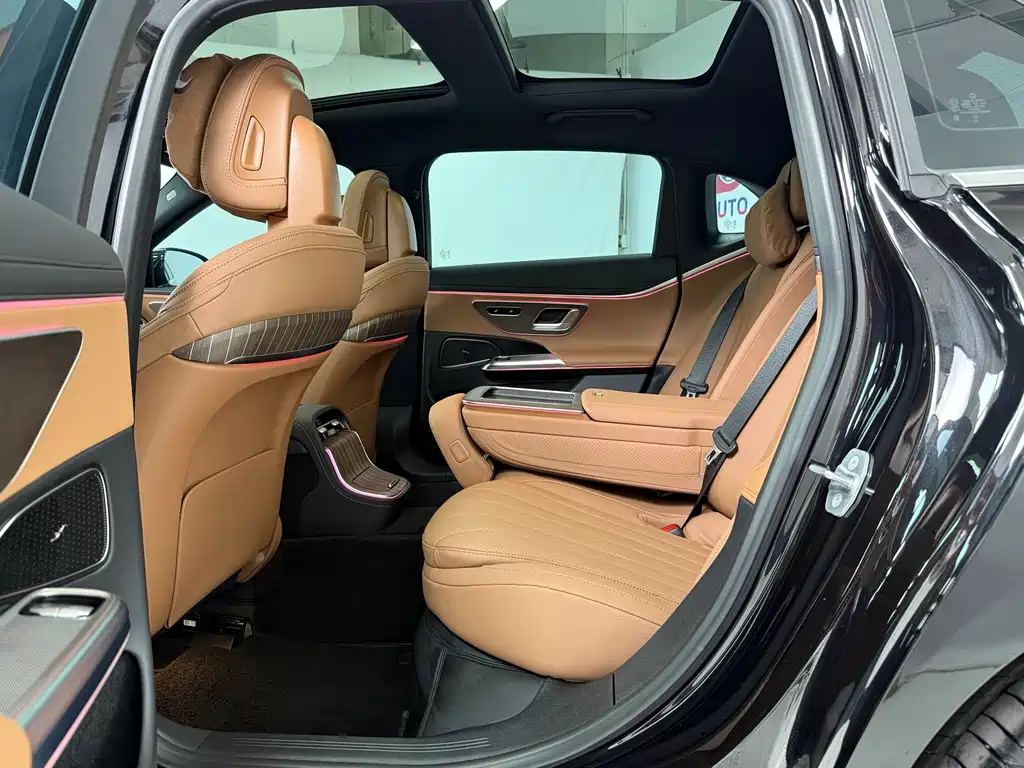 Mercedes-Benz Mercedes-Benz E-Class 2024 E 300 L Fashion Edition 2024 - thumbnail 13