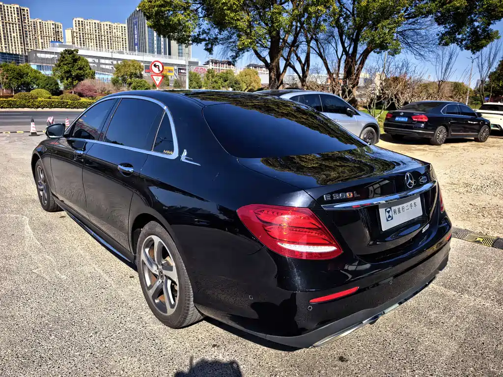 Mercedes-Benz Mercedes-Benz E-Class 2018 Facelift E 300 L Sport Style 2018 - thumbnail 20