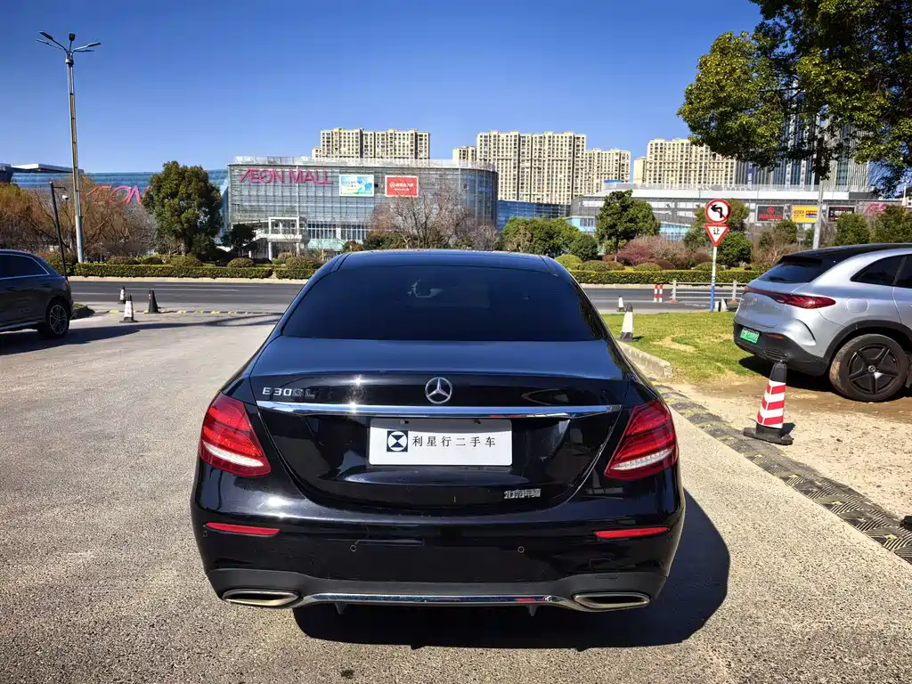 Mercedes-Benz Mercedes-Benz E-Class 2018 Facelift E 300 L Sport Style 2018 - thumbnail 22