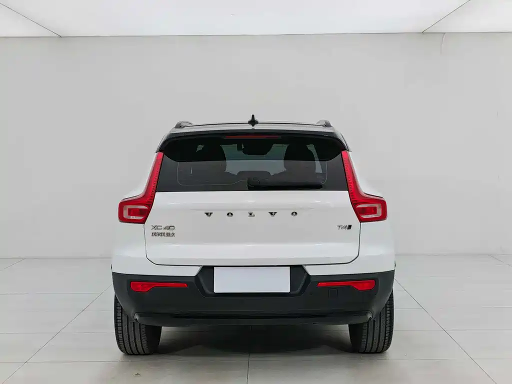 Volvo Volvo XC40 2021 T4 AWD Sport Momentum 2021 - thumbnail 11