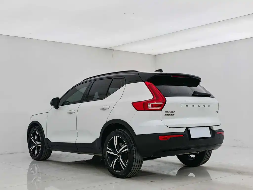 Volvo Volvo XC40 2021 T4 AWD Sport Momentum 2021 - thumbnail 12