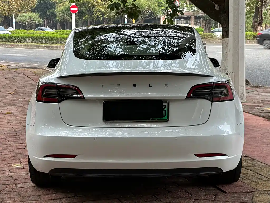 Tesla Model 3 2022 Performance AWD 2022 - thumbnail 3