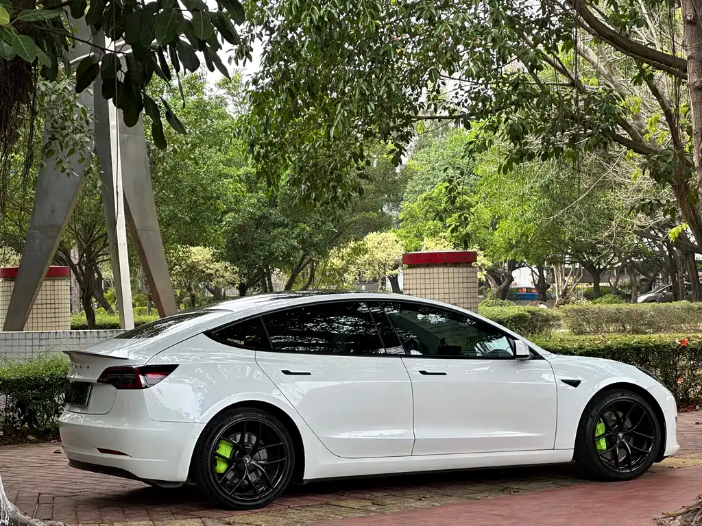Tesla Model 3 2022 Performance AWD 2022 - thumbnail 5