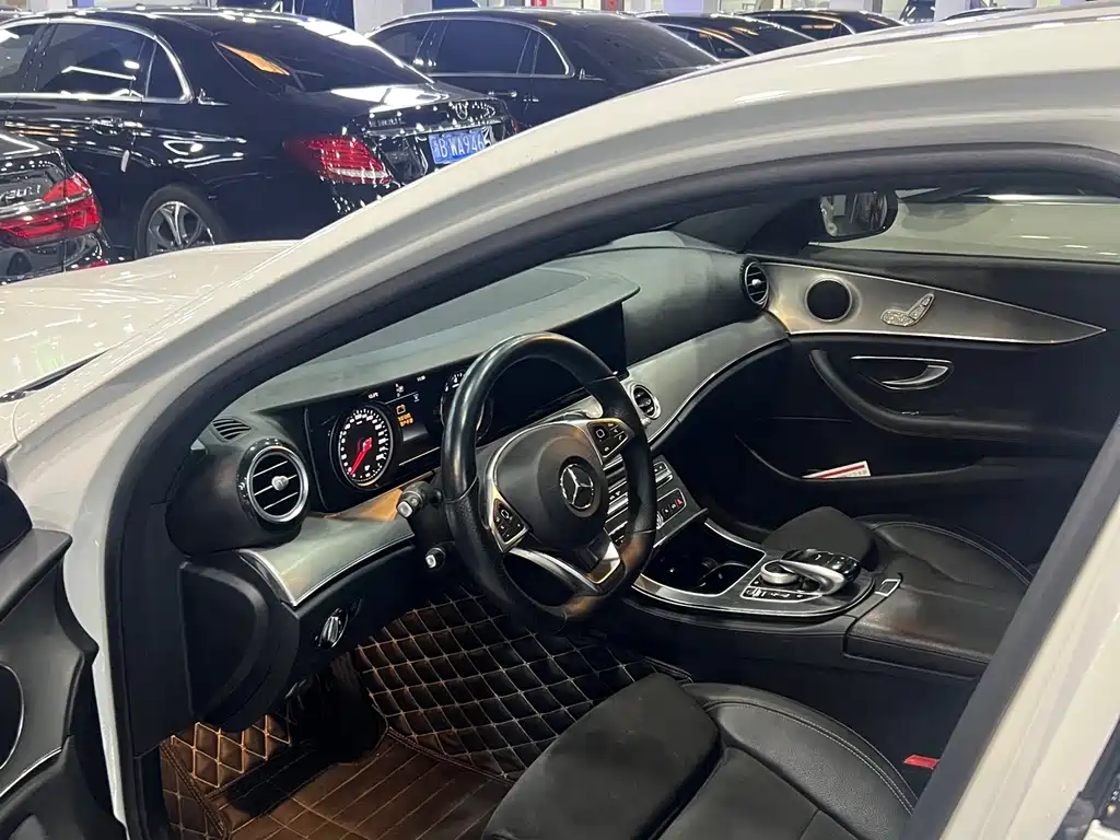 Mercedes-Benz Mercedes-Benz E-Class 2018 E 200 Sport 2018 - thumbnail 6
