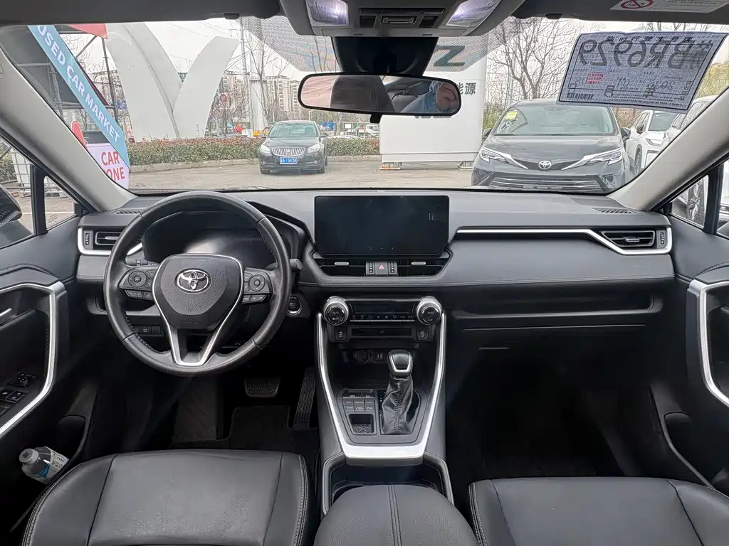 Toyota Venza 2023 2.0L CVT AWD Luxury Plus Edition 2023 - thumbnail 5