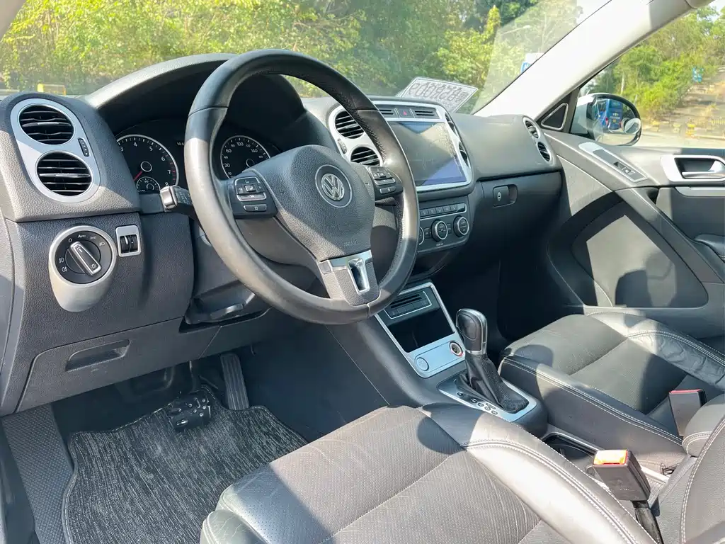 Volkswagen Tiguan 2016 300TSI Automatic 2WD Luxury Edition 2016 - thumbnail 9