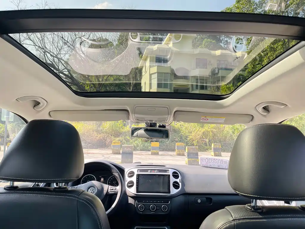 Volkswagen Tiguan 2016 300TSI Automatic 2WD Luxury Edition 2016 - thumbnail 12