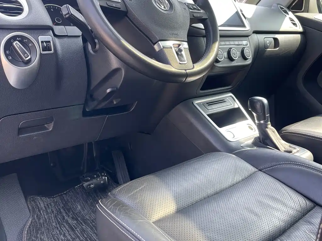 Volkswagen Tiguan 2016 300TSI Automatic 2WD Luxury Edition 2016 - thumbnail 26