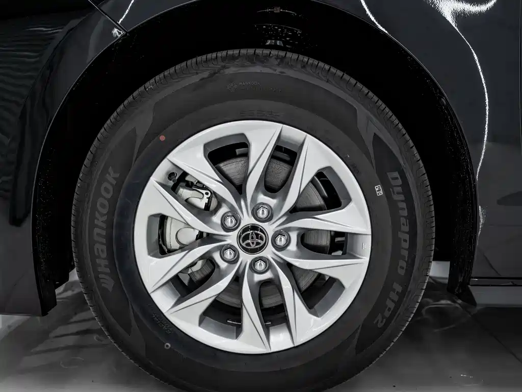 Toyota Toyota Sienna 2024 2.5L Hybrid LE 2026 - thumbnail 7