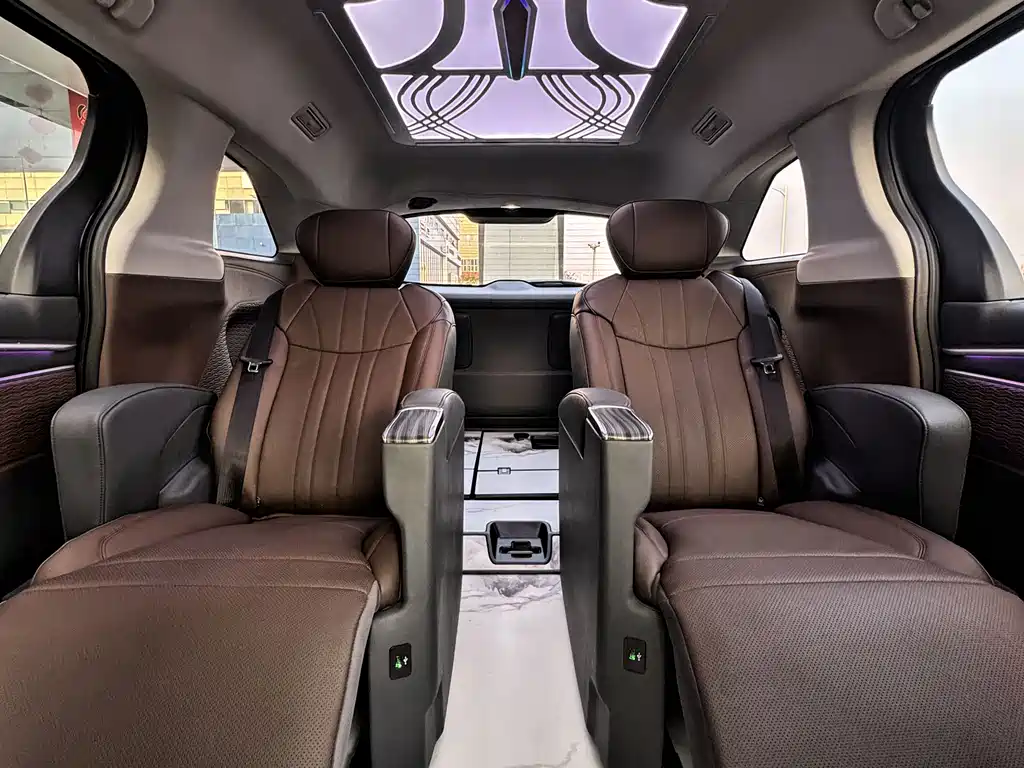 Toyota Toyota Sienna 2024 2.5L Hybrid LE 2026 - thumbnail 19