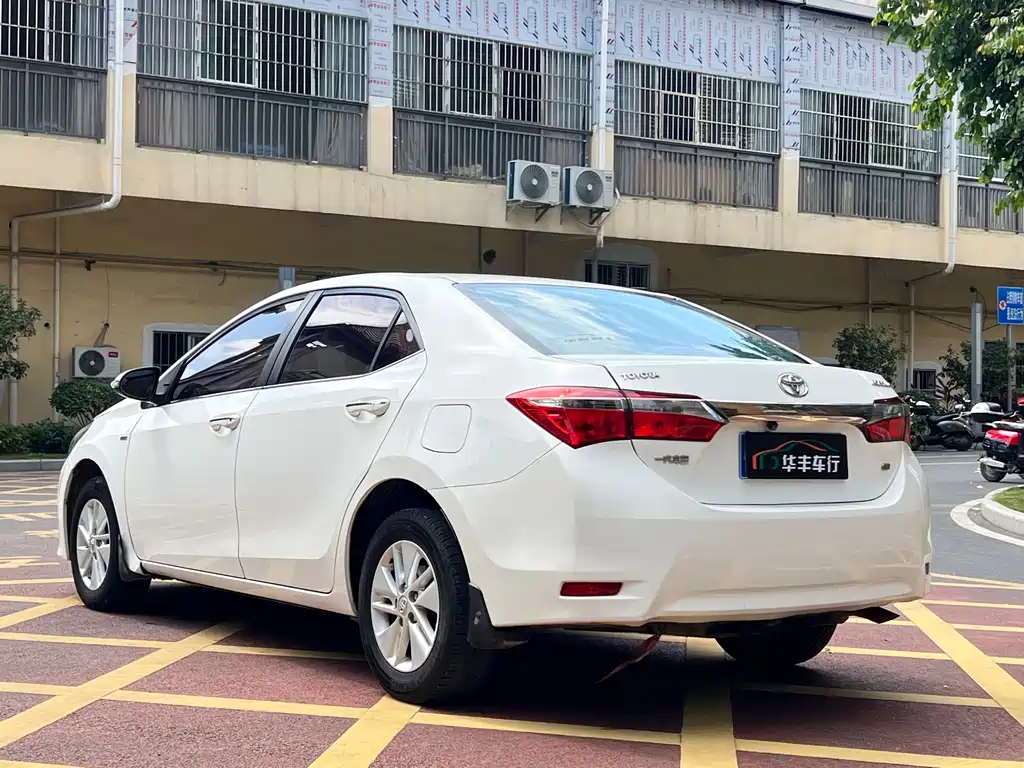 Toyota Toyota Corolla 2017 Facelift 1.6L S-CVT GL 2017 - thumbnail 7